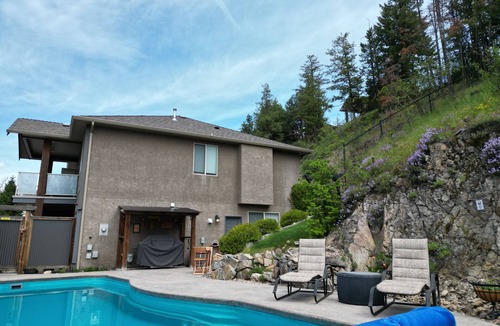 West Kelowna Estates House | PEAK POINT - Beautiful One Day & Perfect the Next!