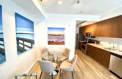 Sidney Apartment | Perfect Brand New Condo Downtown Sidney