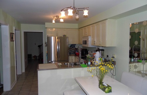 Aurora House | Perfect Family Vacation Home in Greater Toronto for Tourist Vacation Short Term