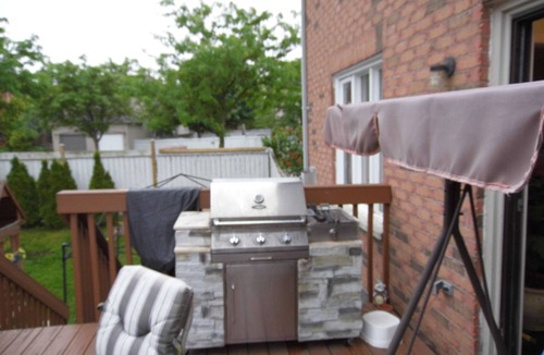 Aurora House | Perfect Family Vacation Home in Greater Toronto for Tourist Vacation Short Term