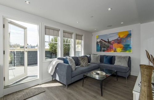 Kitsilano House | ⭐ Perfect for Families - Ultimate in Luxury - Steps from the Beach!⭐