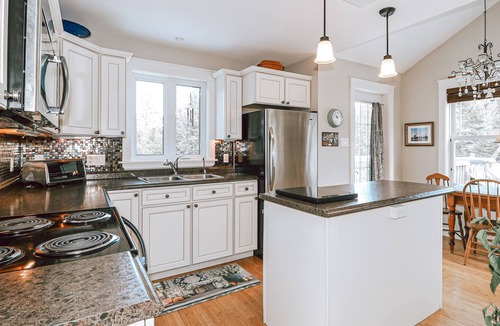Black Point House | Perfect getaway for vacation, family gatherings, retreats and small weddings