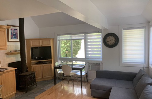 Mont-Tremblant Pedestrian Village Apartment | Perfect Location/Perfectly Located Ski-in/Ski-out