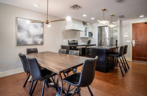 Canmore Apartment | Perfect Mountain Getaway with Pool & Hot Tub