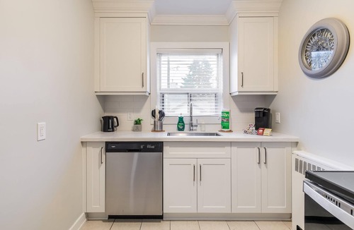 Hamilton Apartment | Pet-friendly 1BR Apartment near Corktown Hamilton