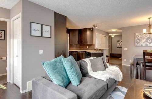 St. Albert House | Pet Friendly 3 Bedroom Home