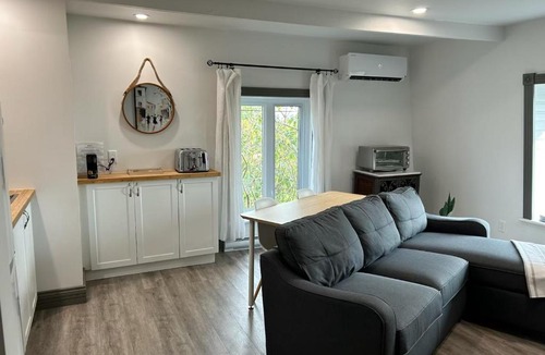 Cap-a-l'Aigle Apartment | Petite Plaisance Appartements