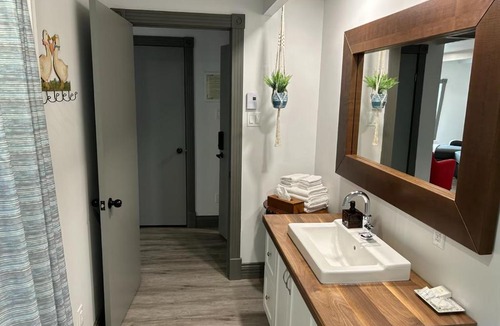 Cap-a-l'Aigle Apartment | Petite Plaisance Appartements