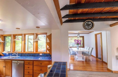 Madeira Park House | Picturesque & Comfy Escape: Waterfall View