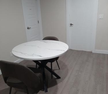 Saskatoon Apartment | PineOrange Home