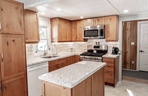 Dysart et al Cottage | Pineview Retreat Cottage Rental - Haliburton