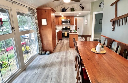 Dysart et al Cottage | Pineview Retreat Cottage Rental - Haliburton