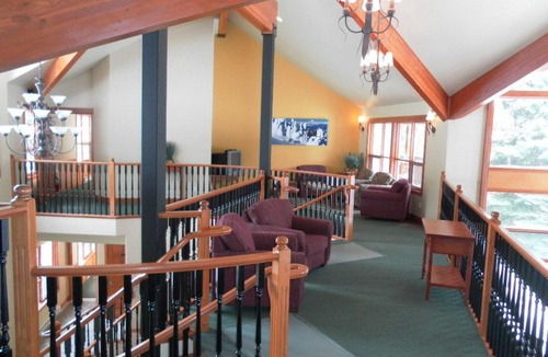 Fairways Hotel | Pinnacle Lodge