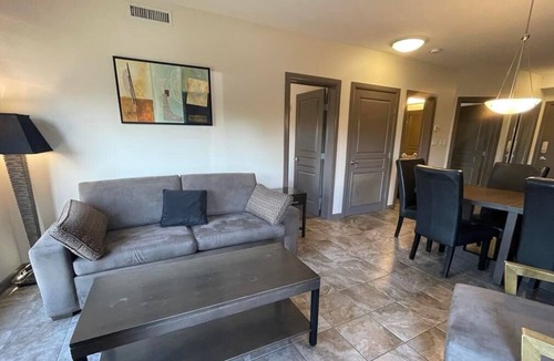 South Pandosy Condo | Playa Del Sol Two Bedroom With Den Courtyard View On 3rd Floor