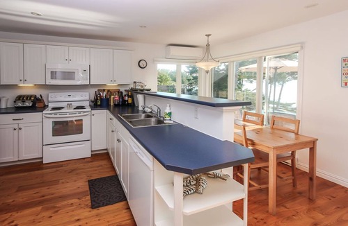 Seabright Cottage | Pleasant Nova Scotia Cottage