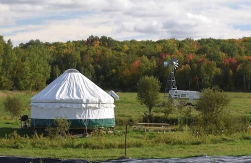 Powassan Cabin | Pondside Yurt Stay on a Heritage Farm with Trails, Sauna & Scenic Views
