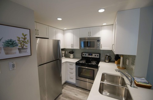 Village North Condo | Pool and Hot Tub Access, Newly Renovated Suite with Free Parking, WiFi