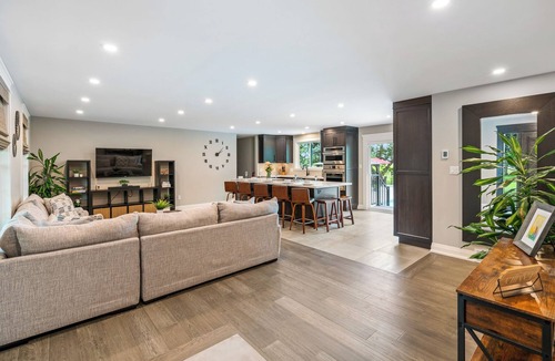 Niagara-on-the-Lake House | Pool Hot Tub Private Vineyard Oasis for 6 in NOTL