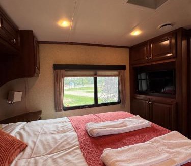 Stettler Apartment | Prairie Junction Resort - Furnished RV Apartments