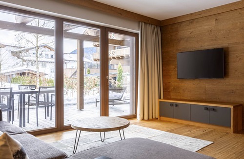 Ehrwald Apartment | Premium apartment with 2 bedrooms & garden