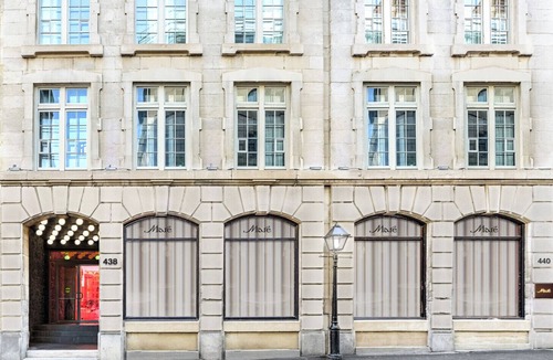 Old Montreal Apartment | PREMIUM LOFT | The Signature