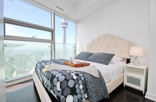 Toronto Entertainment District Apartment | Presidential 2Br plus 1 Condo, Entertainment District - Downtown with CN Tower View, Balcony, Pool & Hot Tub