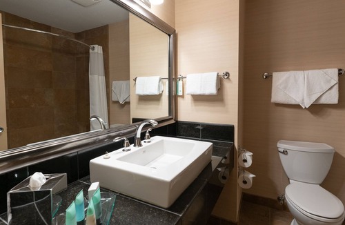 Golden Hotel | Prestige Inn Golden