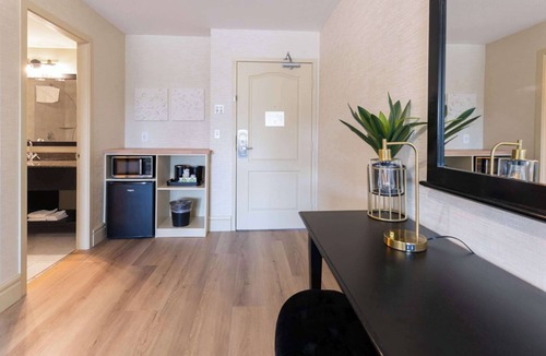 East Kootenay Hotel | Prestige Rocky Mountain Resort Cranbrook, WorldHotels Crafted