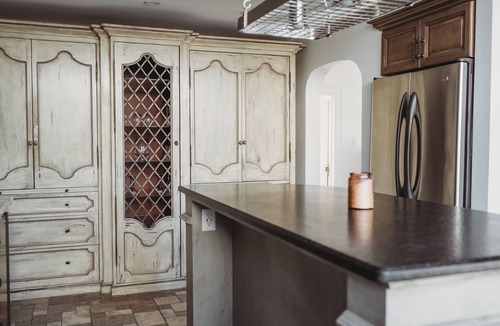 Wainfleet Cottage | Price Reduced- Perfect for large groups! Niagara Lakehouse Luxury Beachfront