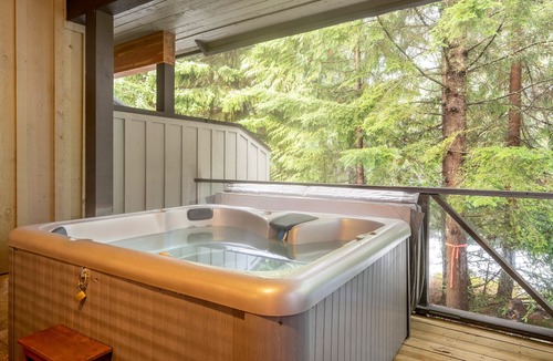 Upper Village House | Prime Location 3.5BR | Private Hot Tub | Garage | Walk to Slopes | Managed by Aloha Whistler