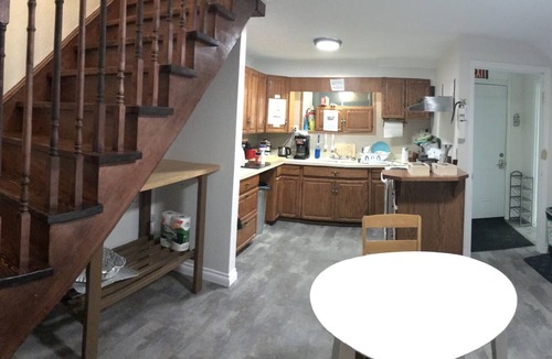 Beasley Hostel | Pring Guesthouse - Hostel
