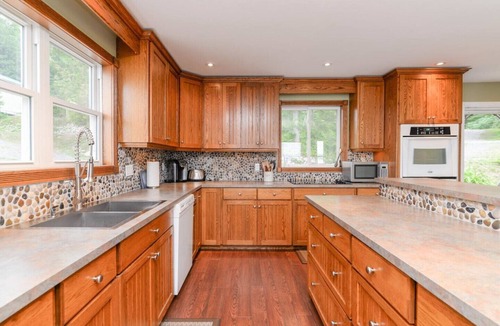 Addington Highlands House | Pristine Waterfront! Cabins at Bon Echo's Edge - main cabin