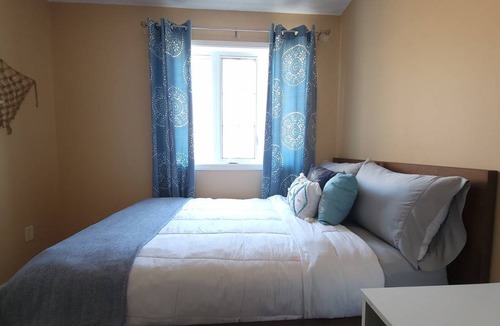 Aylmer Resort | Private room ∙ 1 guest