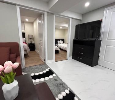 Pickering Apartment | Private 2bedroom Unit, Free Parking, Free from Smoke & Pet, Self-Check IN