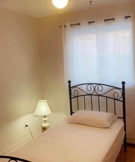 LaSalle Apartment | Private bedroom