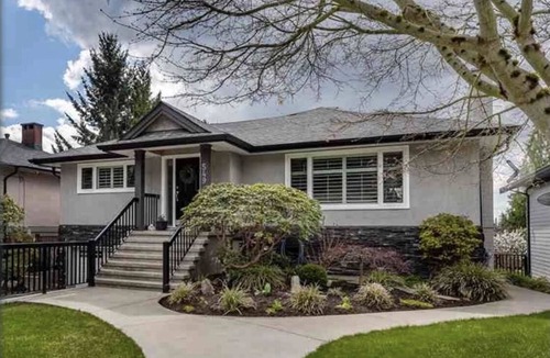 Central Lonsdale House | Private, comfortable, well-stocked suite close to mountains, ocean & downtown!