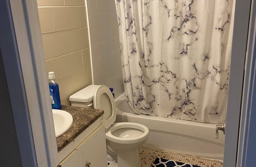 Deep River Apartment | Private Cozy Room in Downtown Deep River