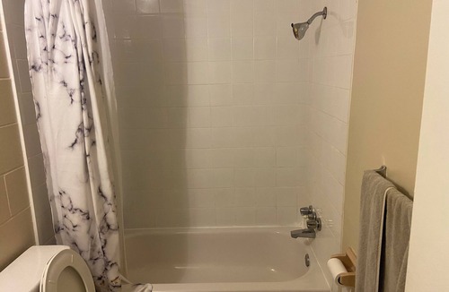 Deep River Apartment | Private Cozy Room in Downtown Deep River