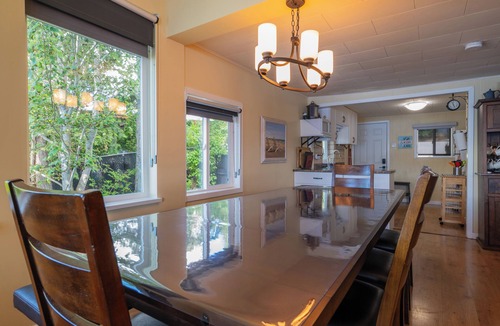 Celista Cottage | Private Dock, Kayaks, SUPs, Lakefront Views