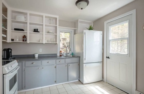 Halifax County House | Private Lakefront Escape | Swim, Sip Wine & Stargaze | 25 Mins to Halifax