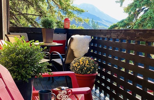Banff House | Private Mountain Chalet in The Heart of Banff
