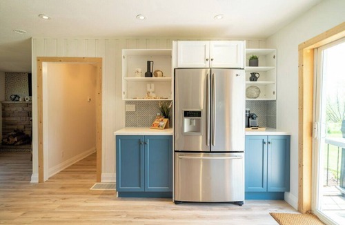 Carrying Place Cottage | Private PEC Retreat w Games Roomn