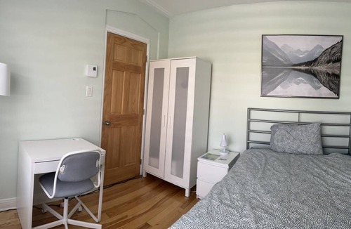 Cote-Saint-Paul Resort | Private room ∙ 1 guest