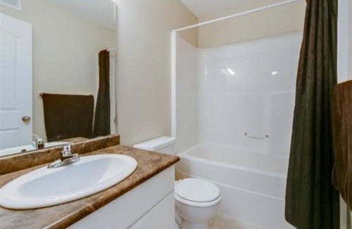 Saskatoon Resort | Private room ∙ 1 guest