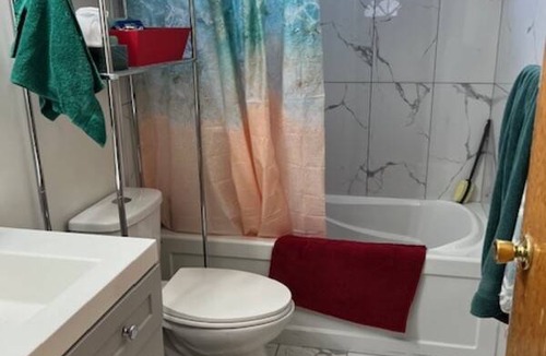 Banff Trail Resort | Private room ∙ 1 guest