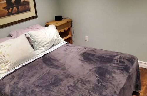 Bowmanville Resort | Private room ∙ 1 guest