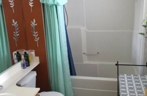 Bridlewood Resort | Private room ∙ 1 guest