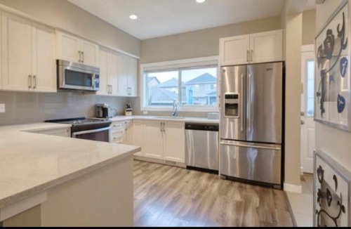Northwest Calgary Resort | Private room ∙ 1 guest