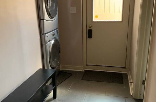 St. Catharines Resort | Private room ∙ 1 guest