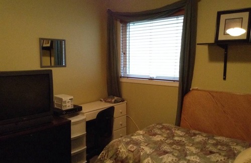 Edgemont Resort | Private room ∙ 1 guest